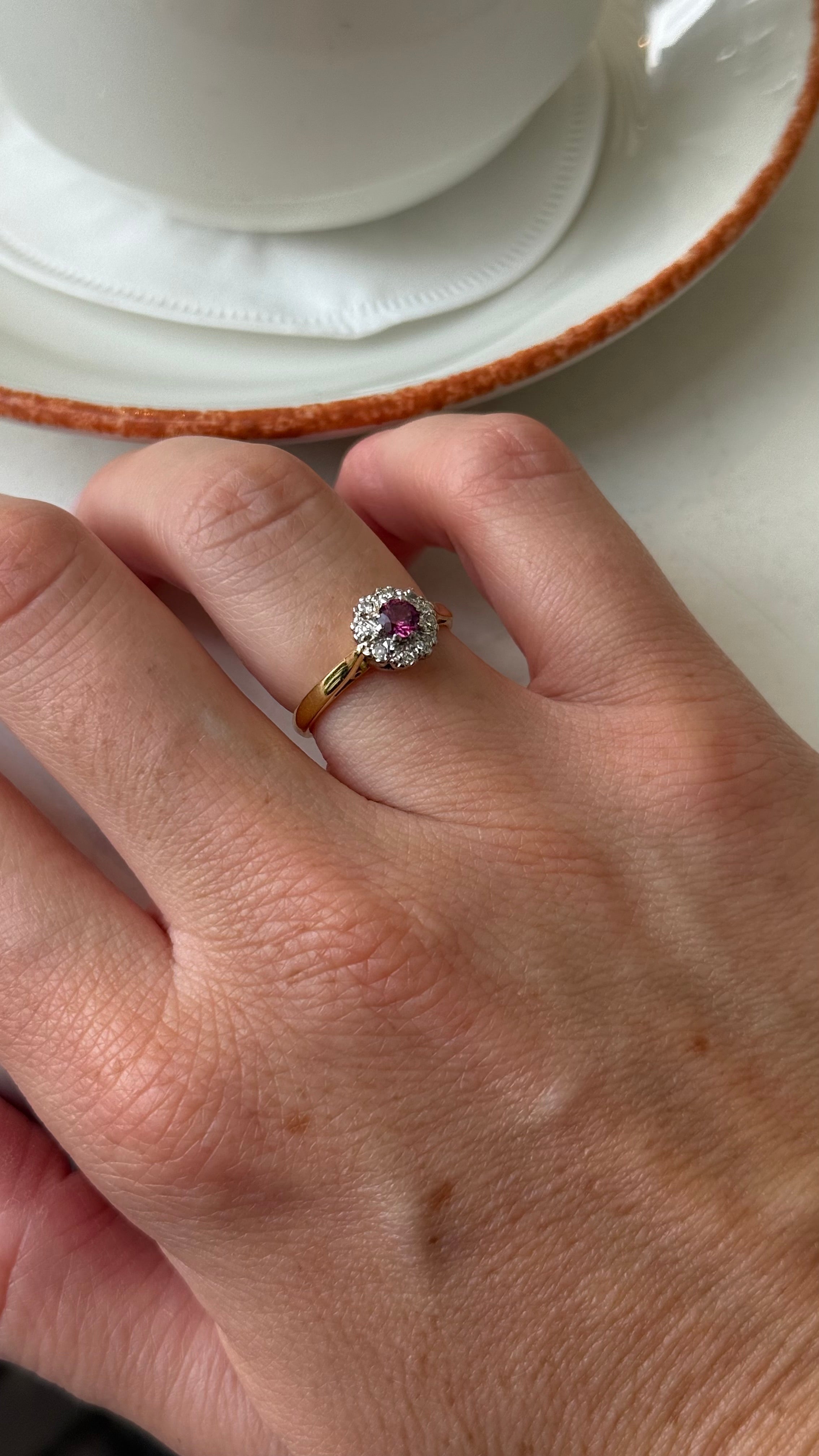 Ruby | 18k Robijn & Diamant Ring