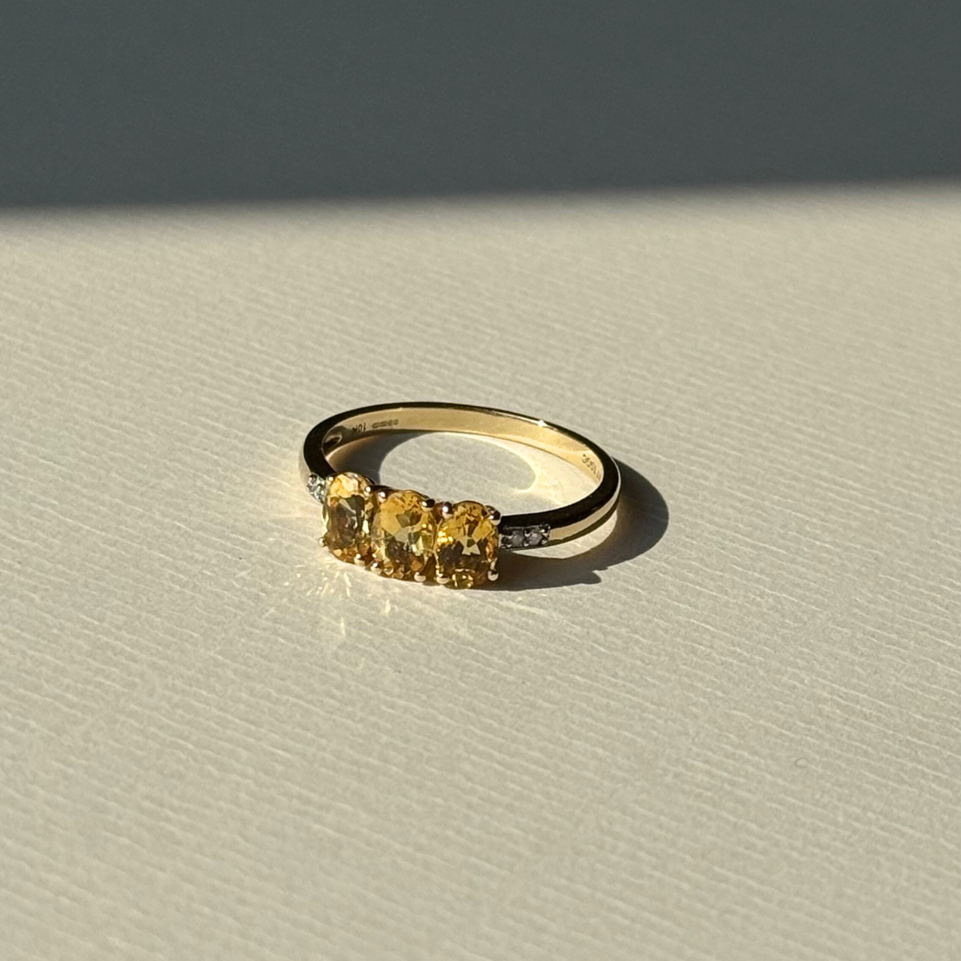 August | Citrien & Diamant Ring
