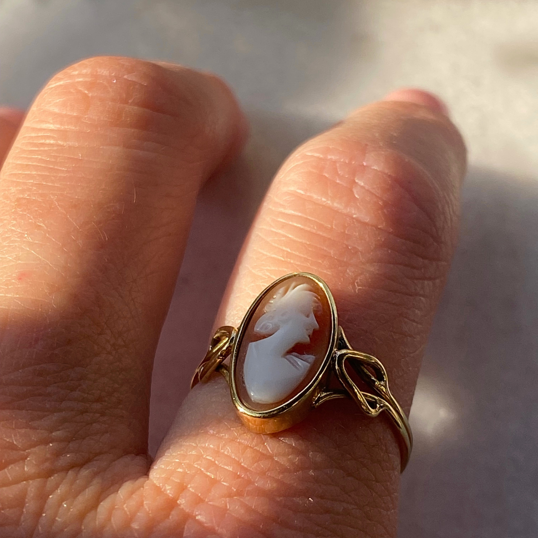 Lucy | 14k Camee Ring