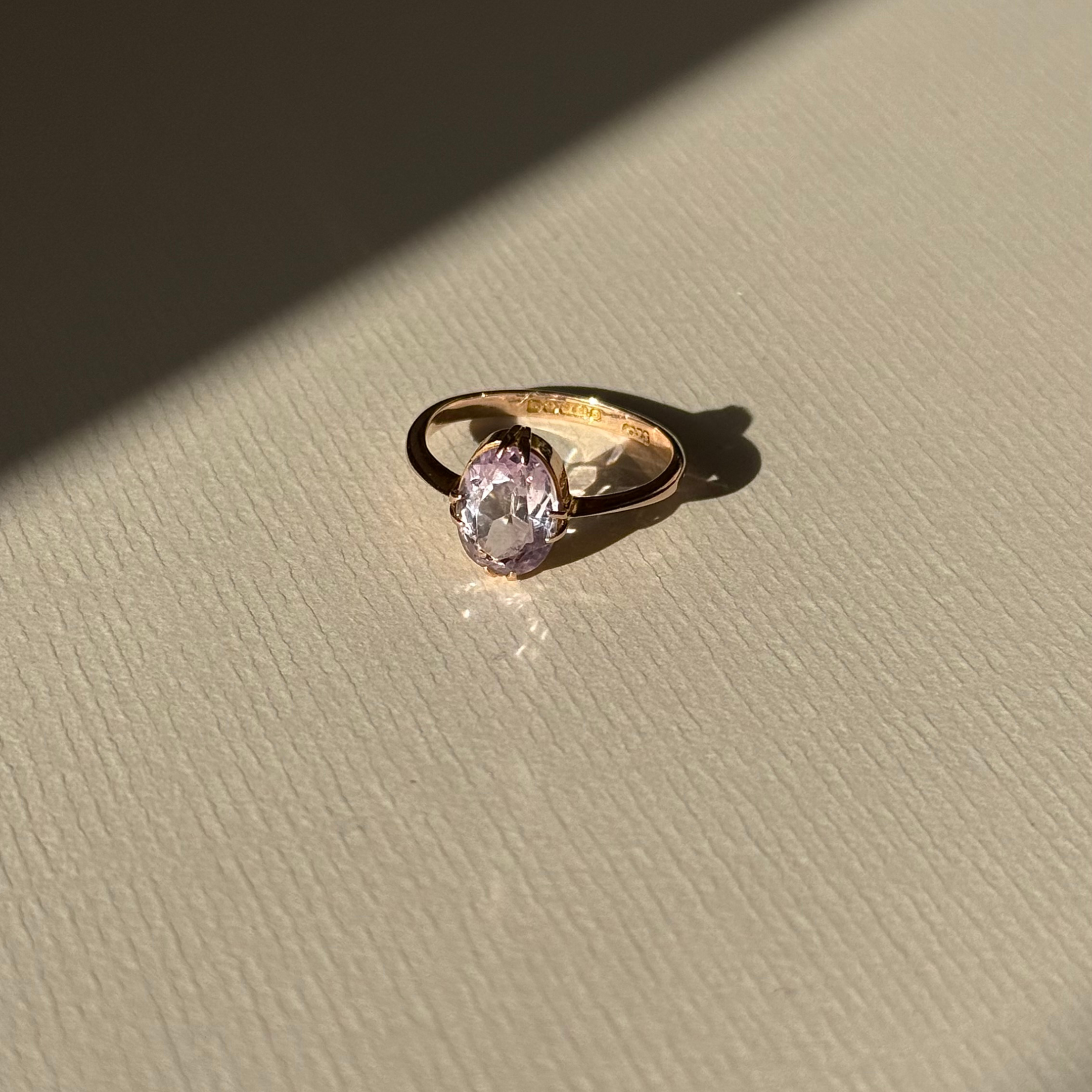 Rose de France Amethist ring