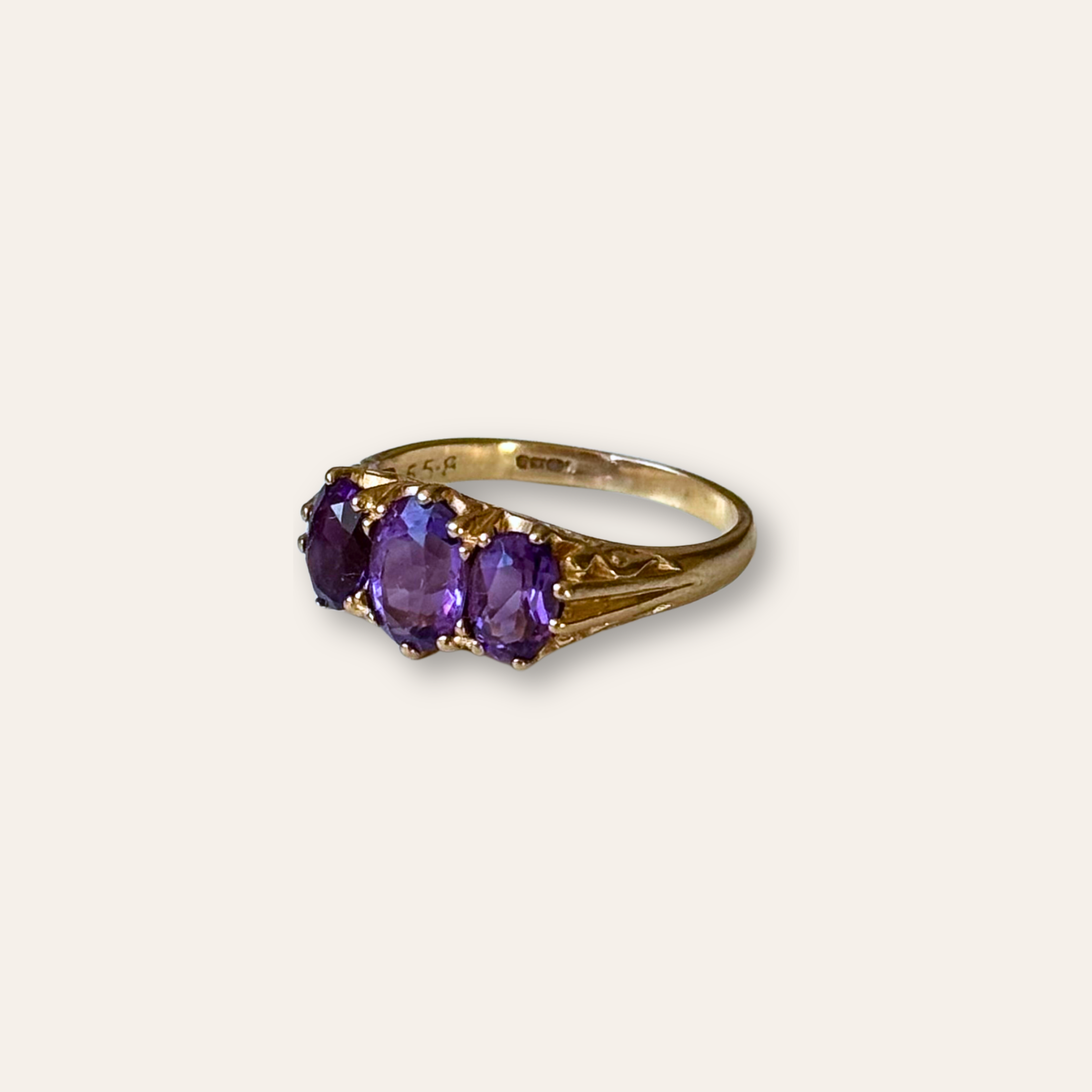 Amethist Trilogie Ring