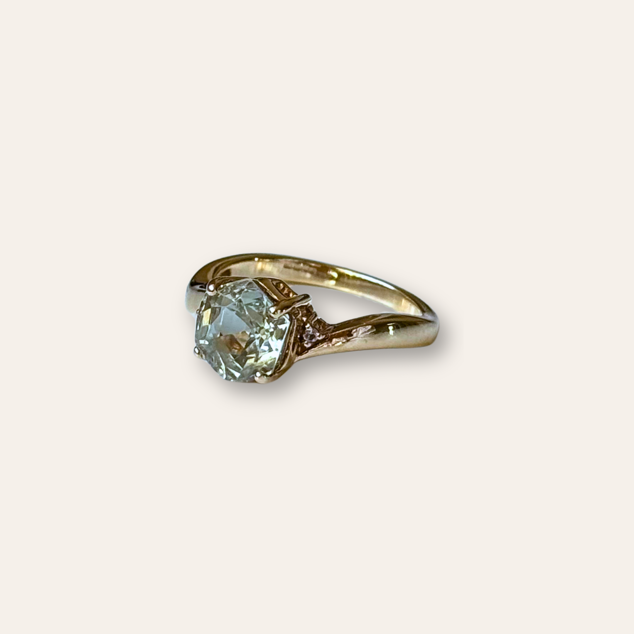 Topaas & Diamant Ring