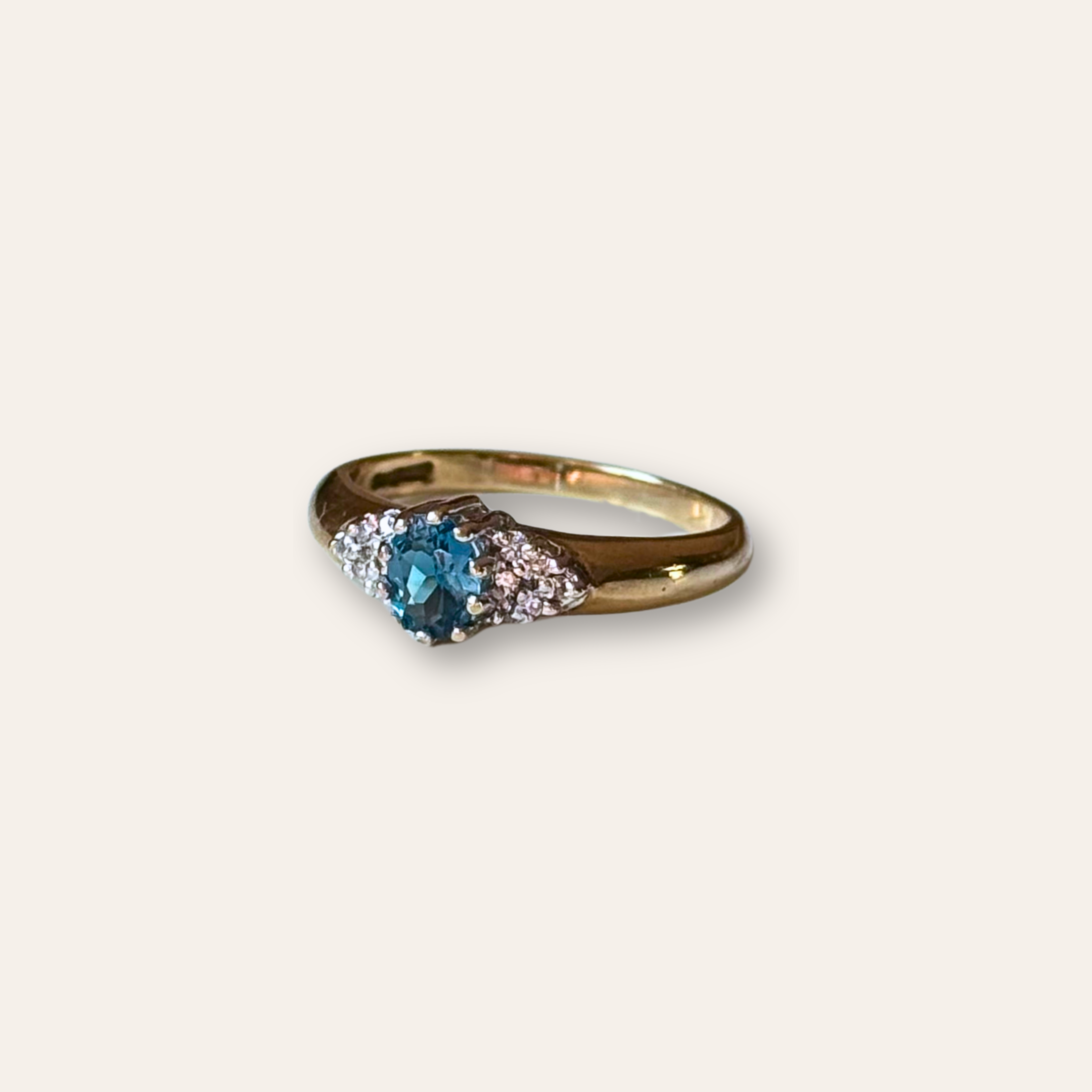 Topaas & Diamant Ring