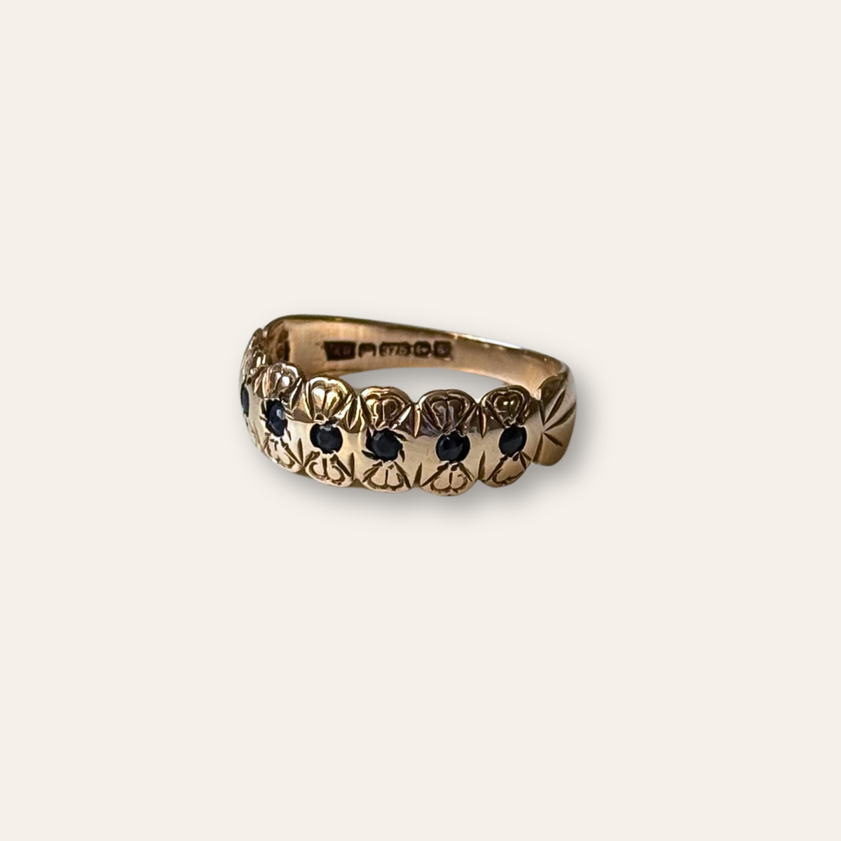 Saffier Ring