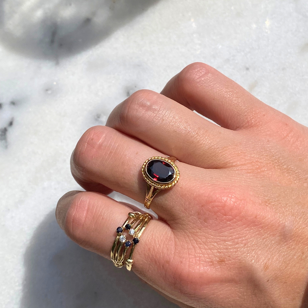 Jones | Vintage Granaat Statement Ring