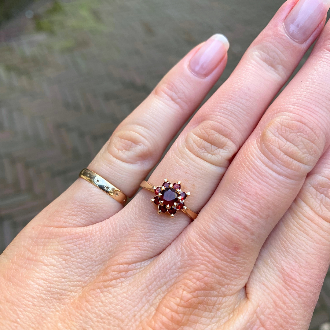 Joe | Granaat Bloem Ring