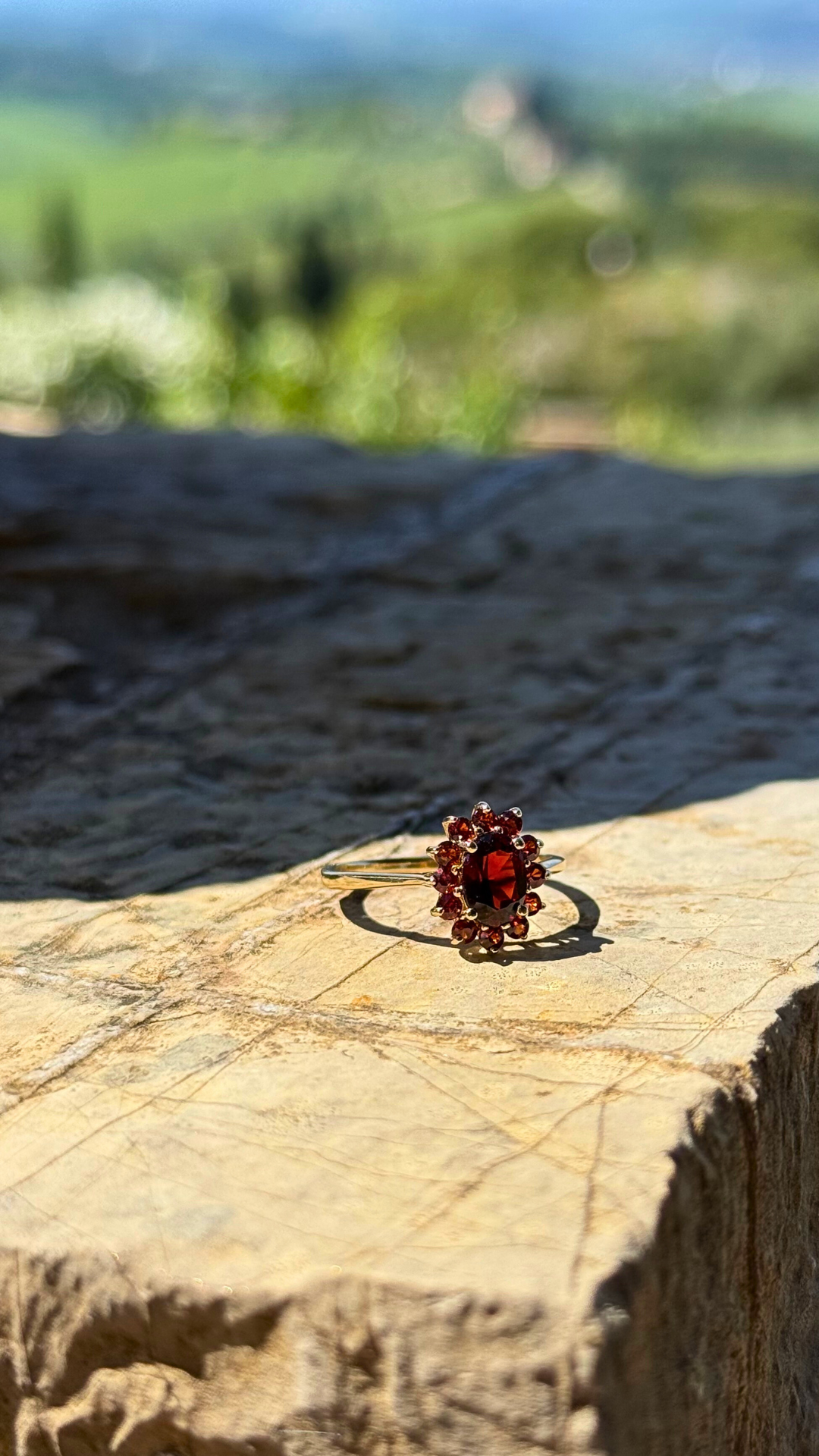 Fiore | Granaat Bloem Ring