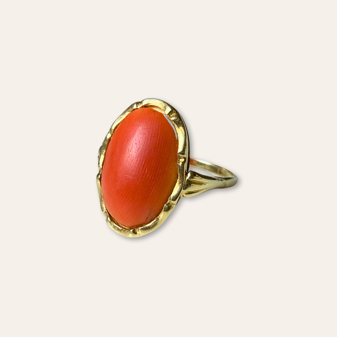 Madonna | 14k Bloedkoraal Ring