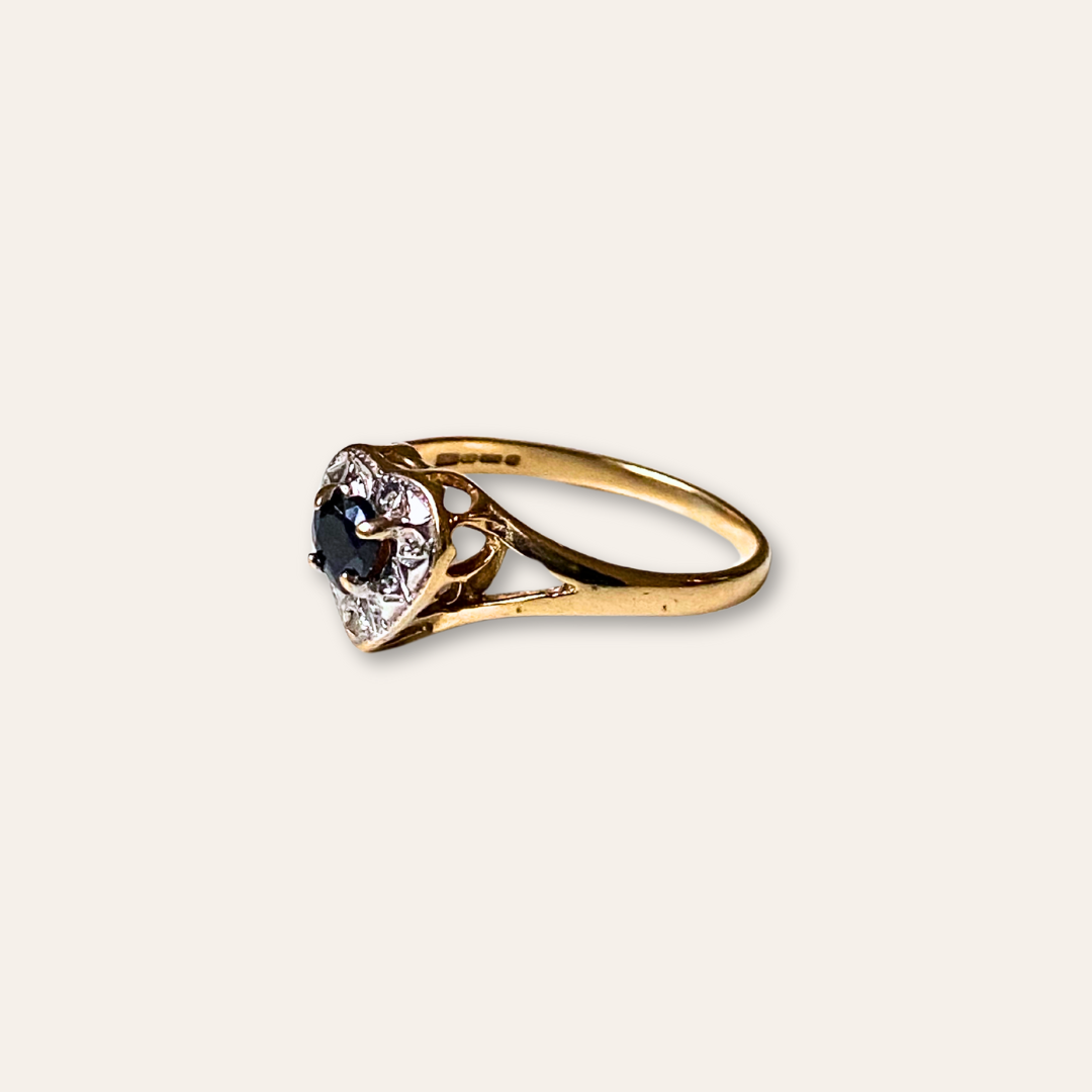 Margaux | Hartvormige Saffier & Diamant Ring