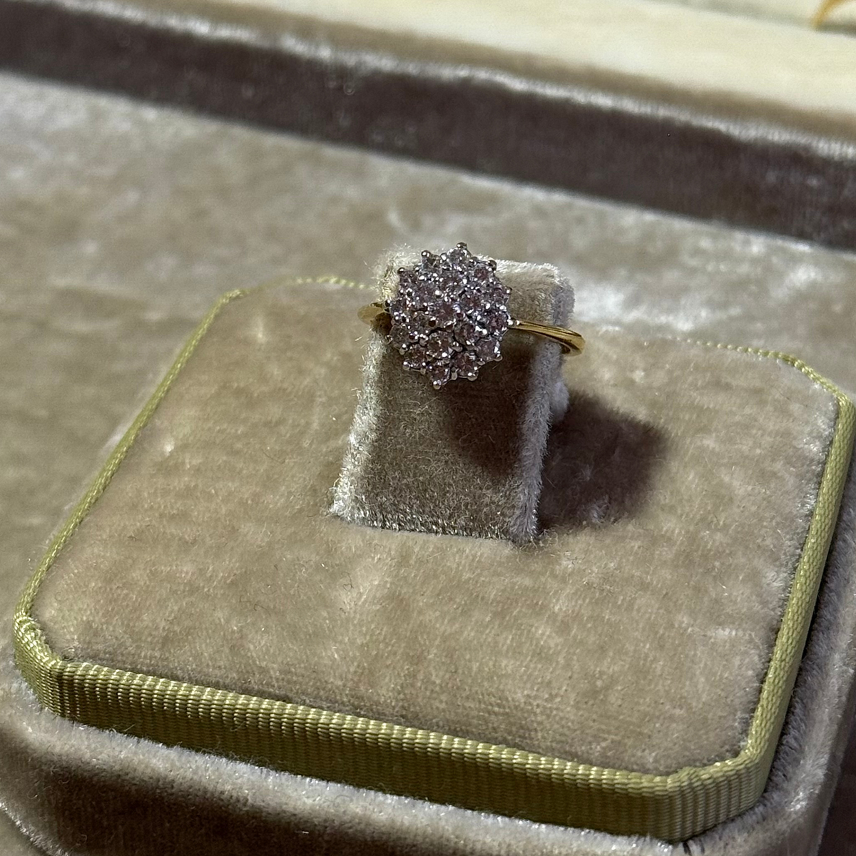 Diamant Cluster Ring 18k