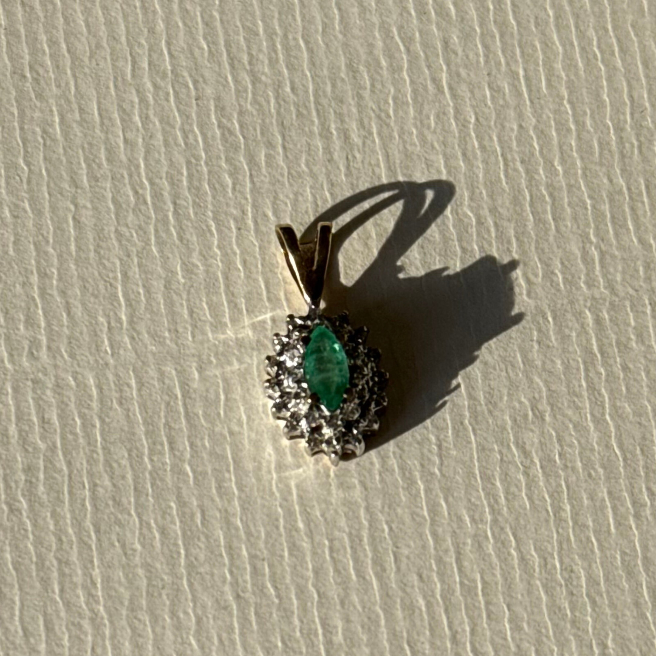 Diamant & Smaragd Hanger