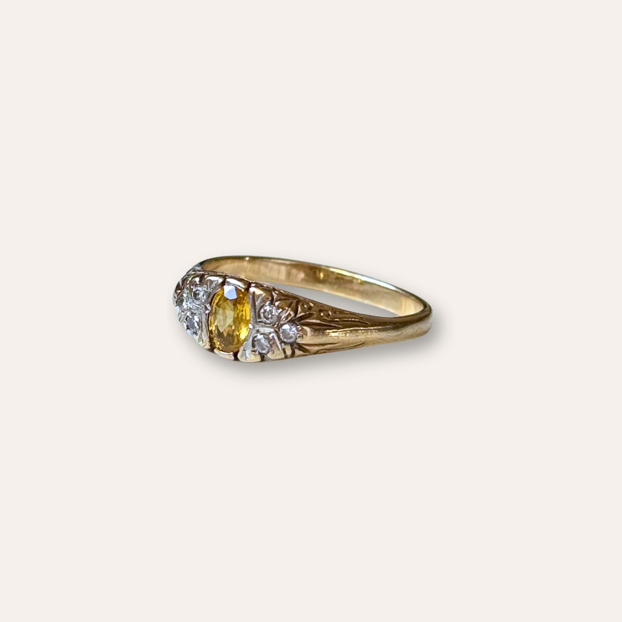 Gele Saffier & Diamant Ring