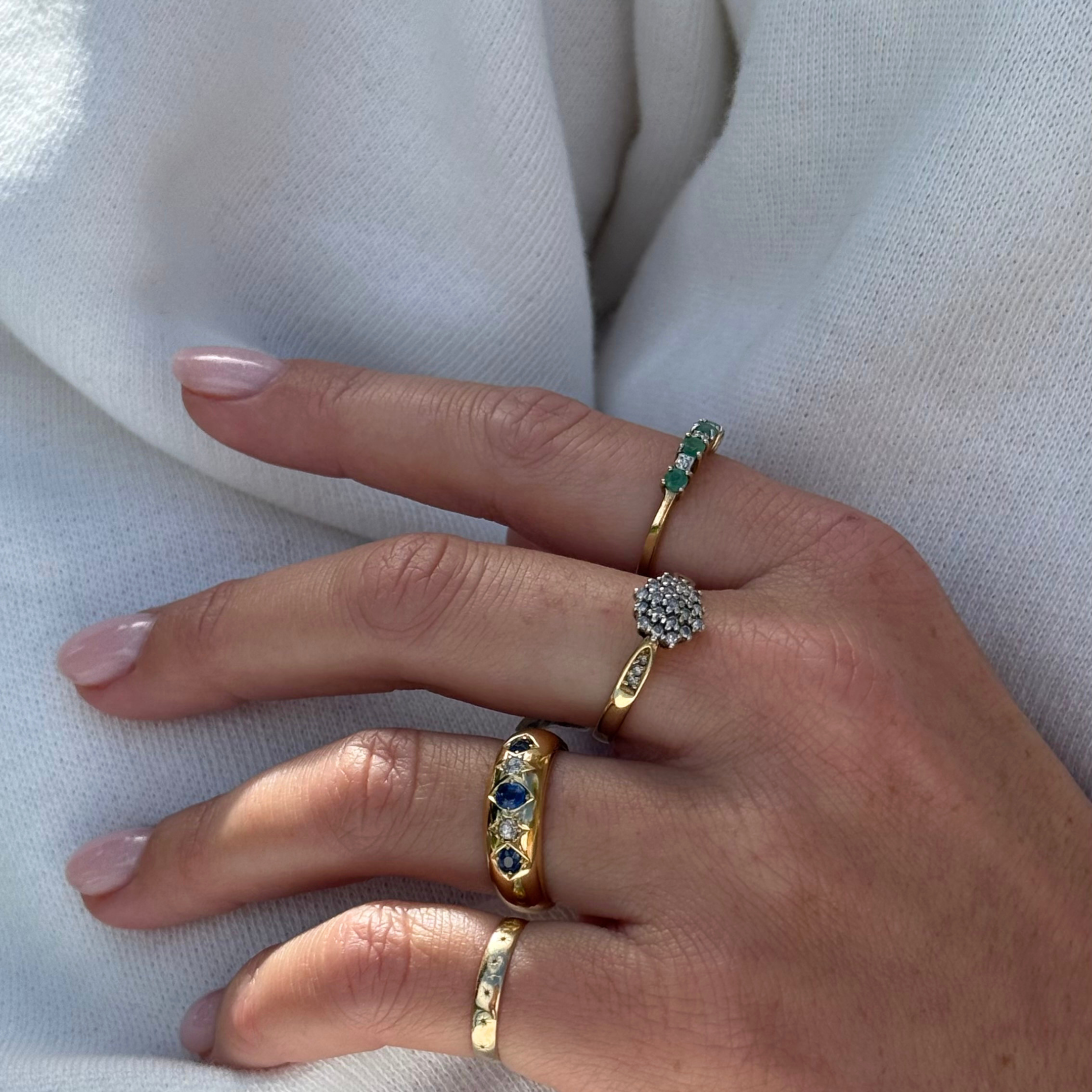 Saffier & Diamant Gipsy Ring 18k