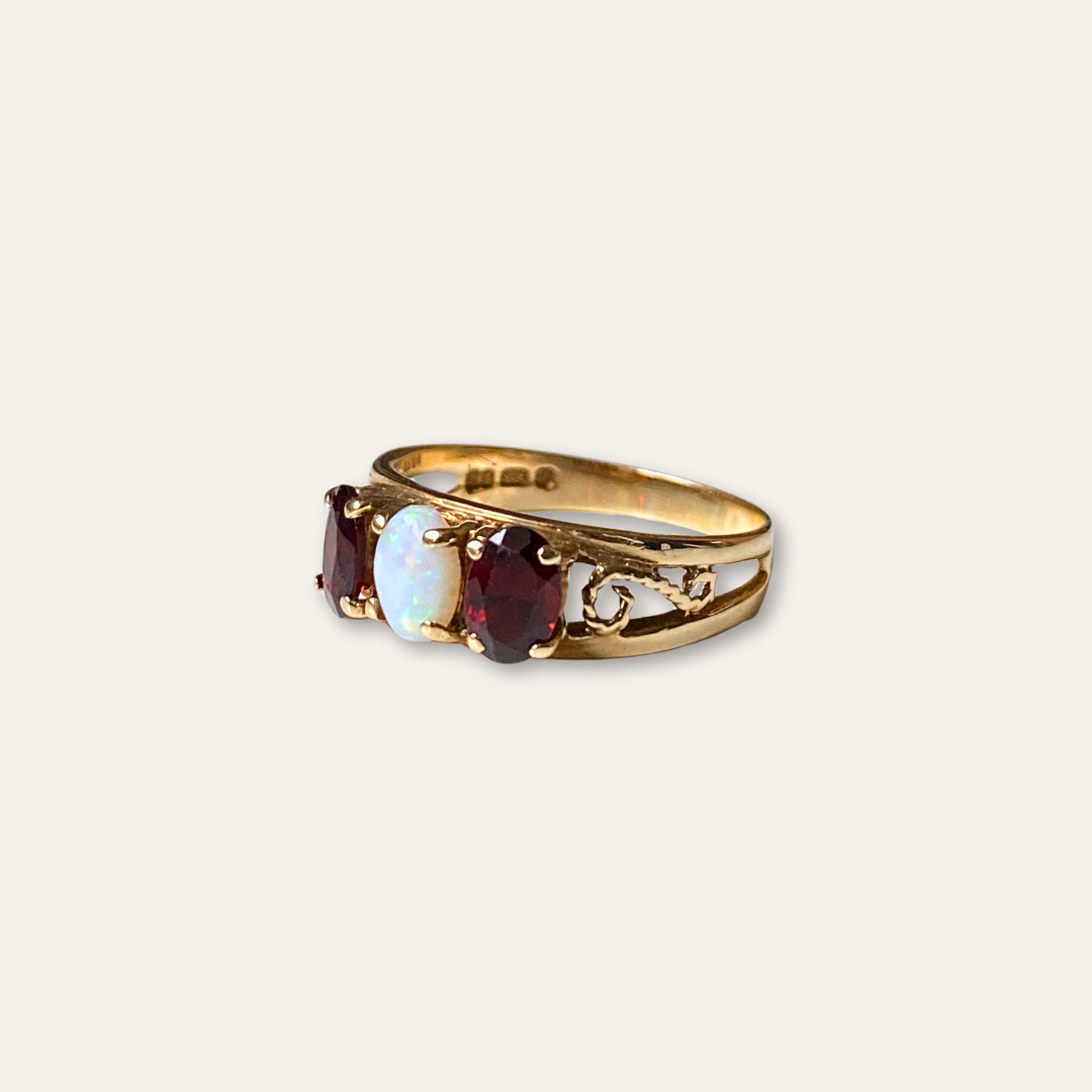 Jill | Granaat & Opaal Ring