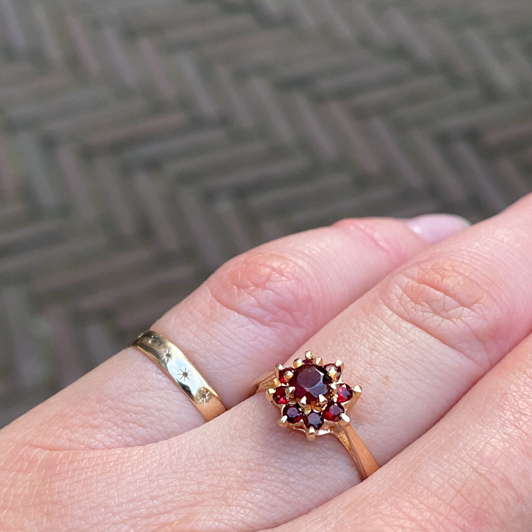 Joe | Granaat Bloem Ring
