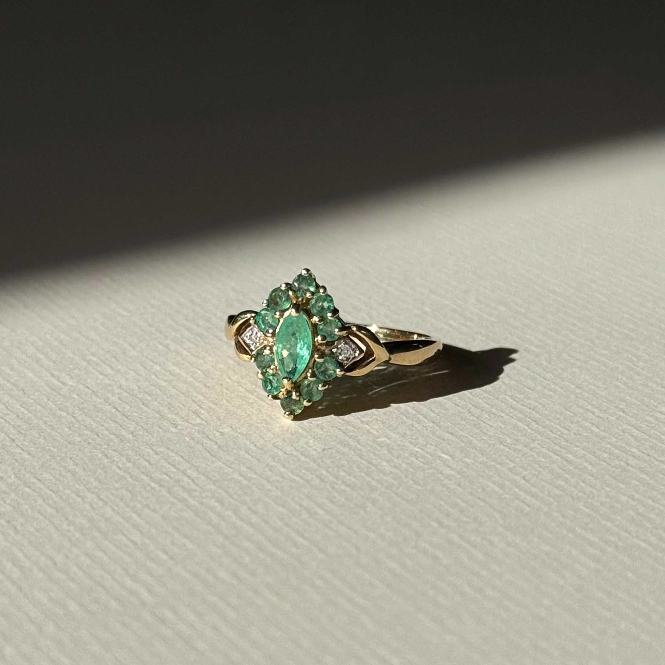 Smaragd & Diamant Cluster Ring