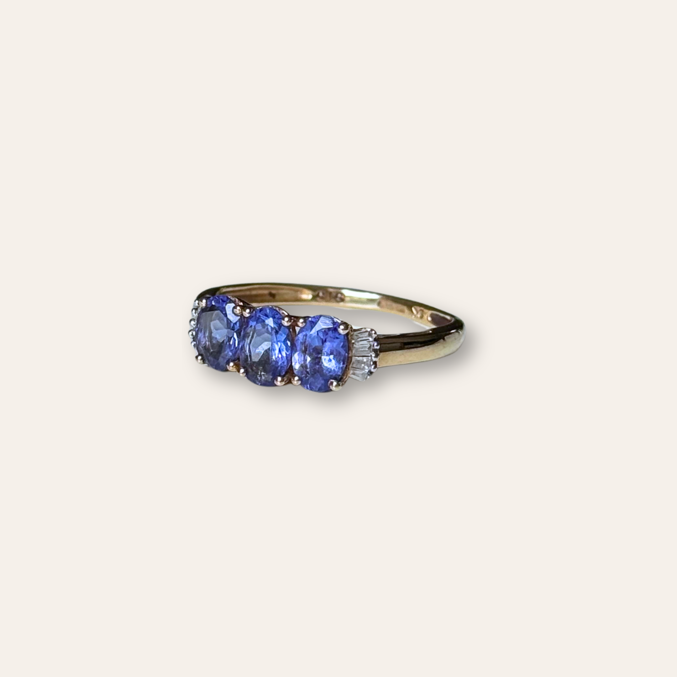 Tanzaniet & Diamant Baguette Ring