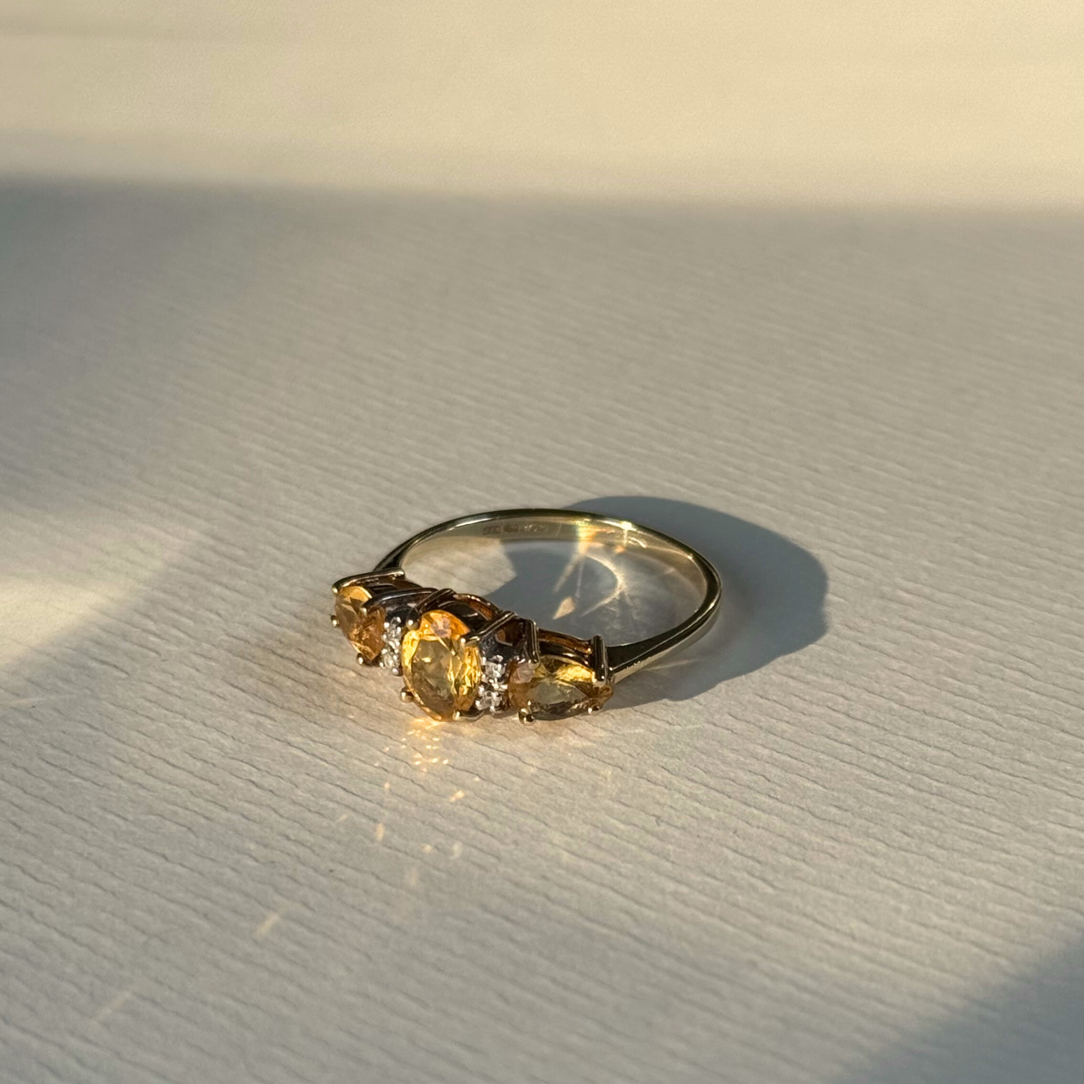 Citrien & Diamant Trilogie Ring